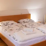 Suzana Iron\'S Apartment
